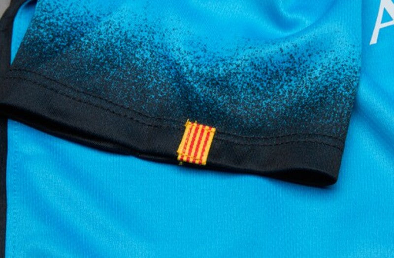 Camisa Retrô Third 2015/16 - Torcedor