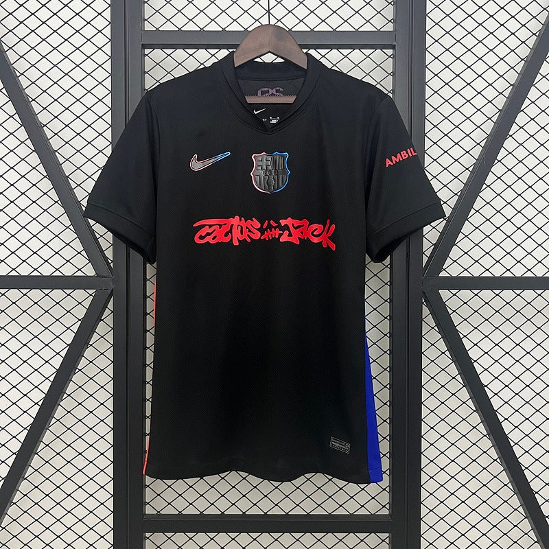 Camisa Away 2024/25 - Edição Travis (Versão Alternativa)