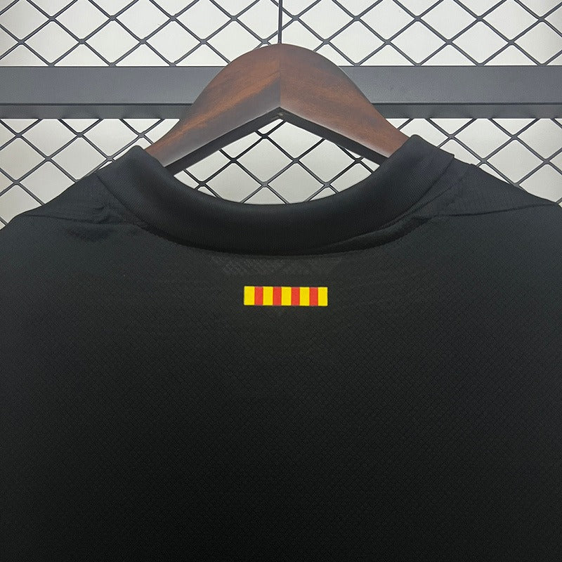 Camisa Away 2024/25 - Edição Travis (Versão Alternativa)